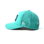 casquette trucker 6 panneaux en tissu fonctionnel avec ecusson tisse et perforation laser - View 8