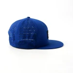 casquette trucker 6 panneaux en tissu fonctionnel avec patch en caoutchouc et perforation laser - View 17