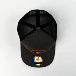 casquette trucker 6 panneaux en coton avec ecusson tisse et broderie de bordure - View 6