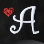 5-Panel Baseball Cap aus Streetwear mit Flat Embroidery und Rhinestone - View 2